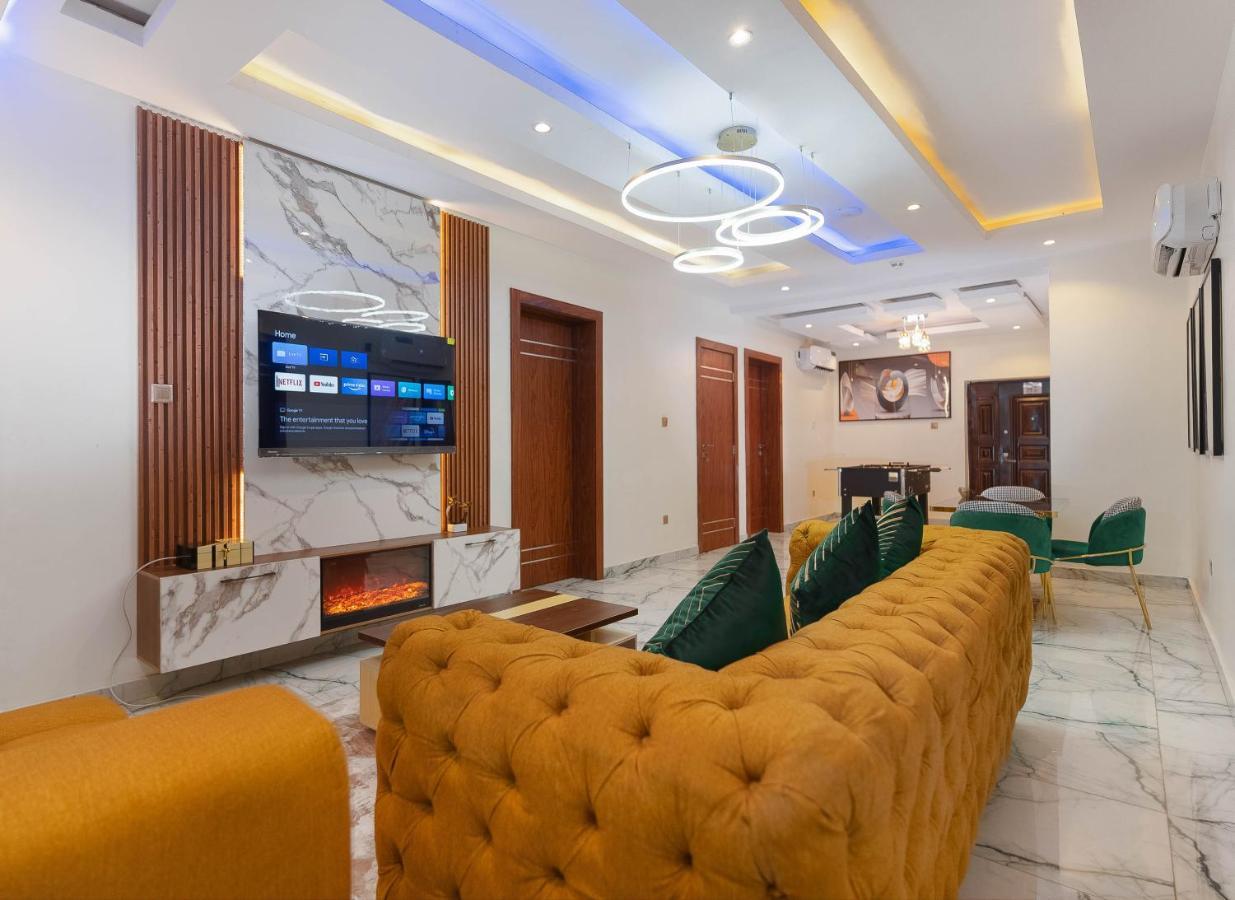 God'S Touch Apartments Remi Fani Kayode Gra. Ikeja Dış mekan fotoğraf