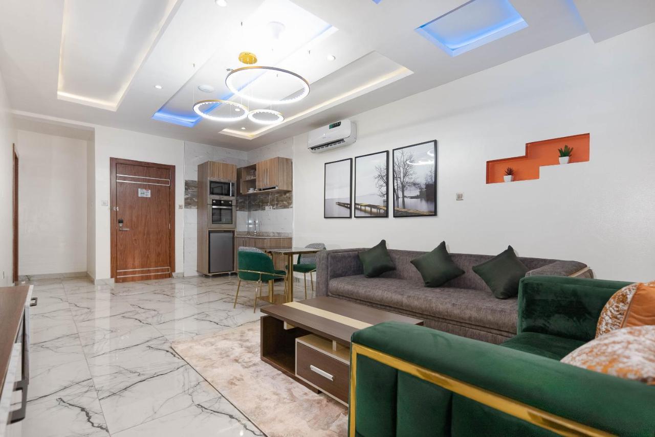 God'S Touch Apartments Remi Fani Kayode Gra. Ikeja Dış mekan fotoğraf