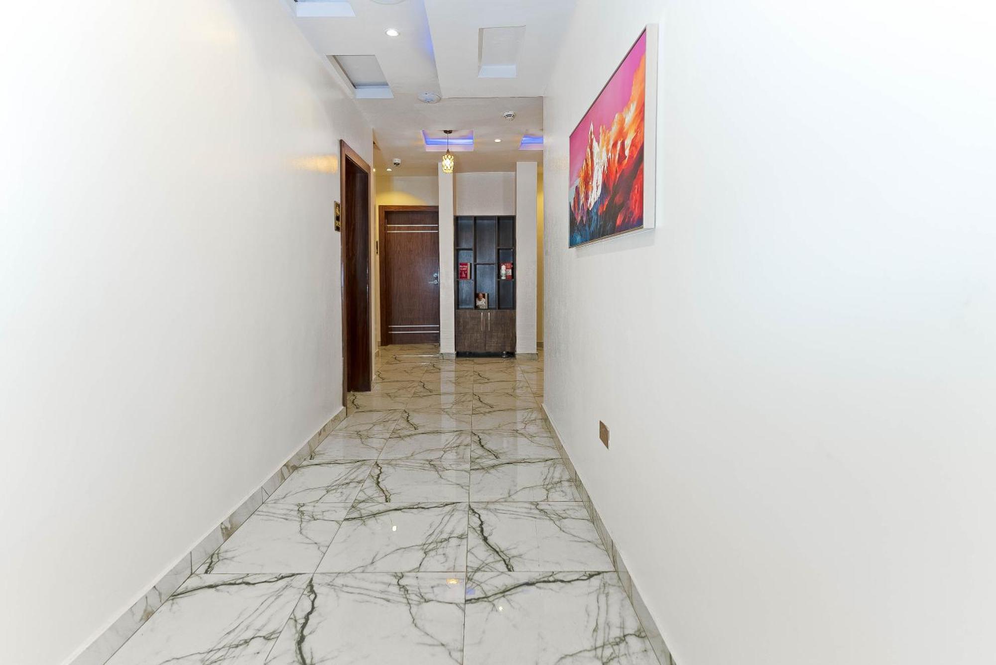 God'S Touch Apartments Remi Fani Kayode Gra. Ikeja Dış mekan fotoğraf