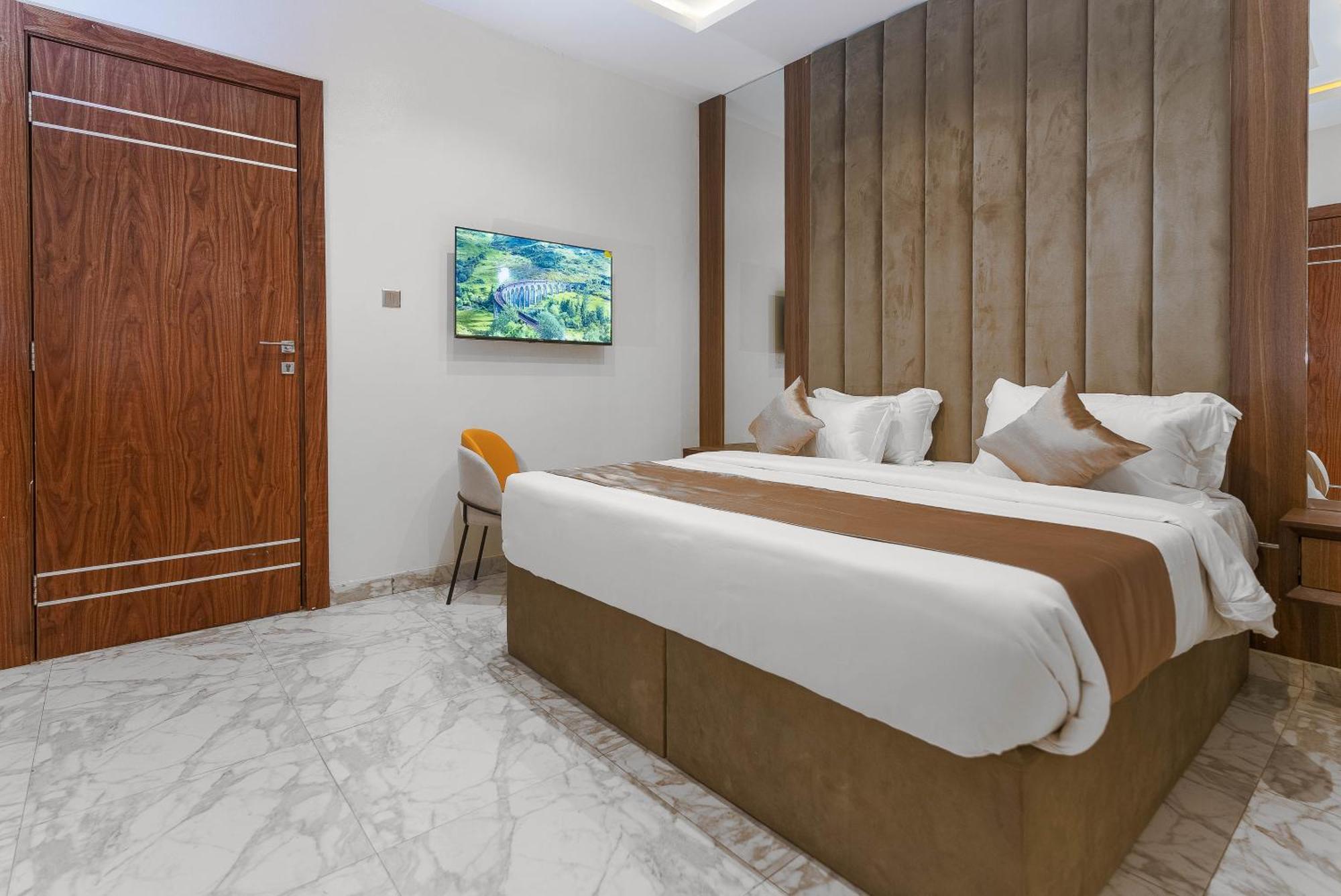 God'S Touch Apartments Remi Fani Kayode Gra. Ikeja Dış mekan fotoğraf